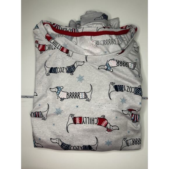 Women’s Large Sweet Treasures Lounge Set With Winter Dogs - Picture 1 of 9